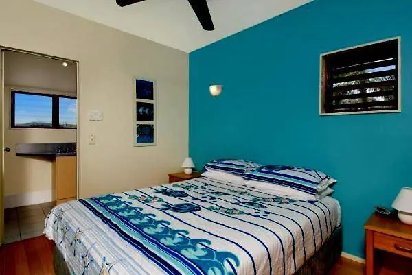 Byron Bay Accom 2B Manfred St - The Wave House 0*, Byron Bay Australia