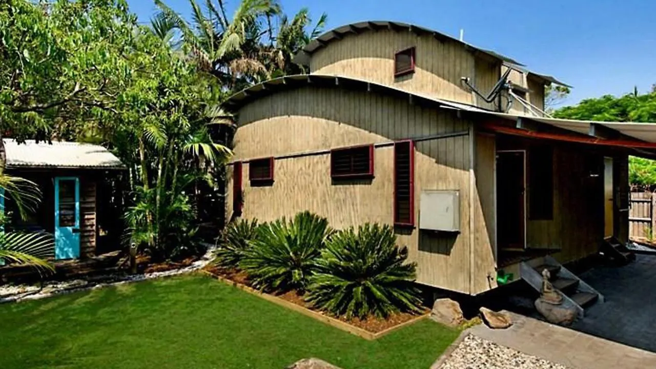 Byron Bay Accom 2B Manfred St - The Wave House