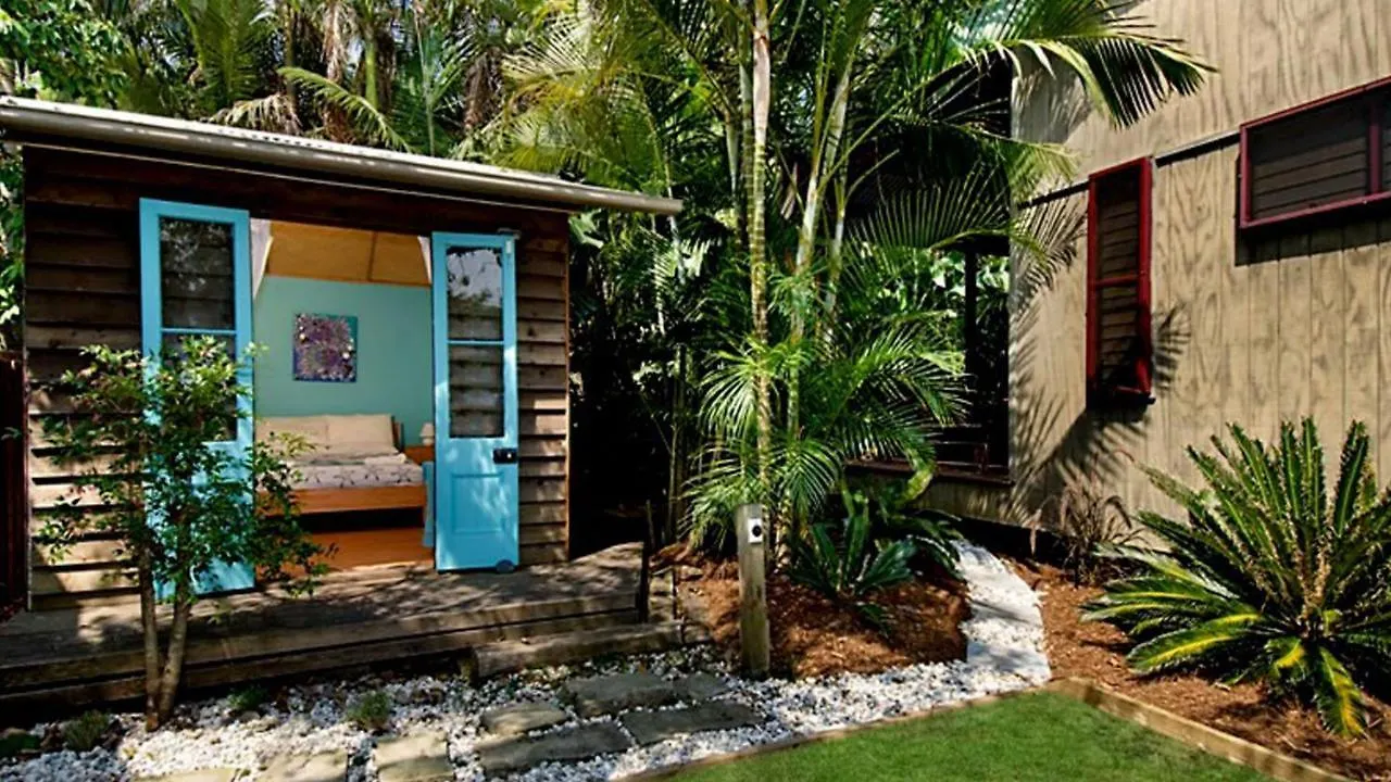 Byron Bay Accom 2B Manfred St - The Wave House Apartment Byron Bay