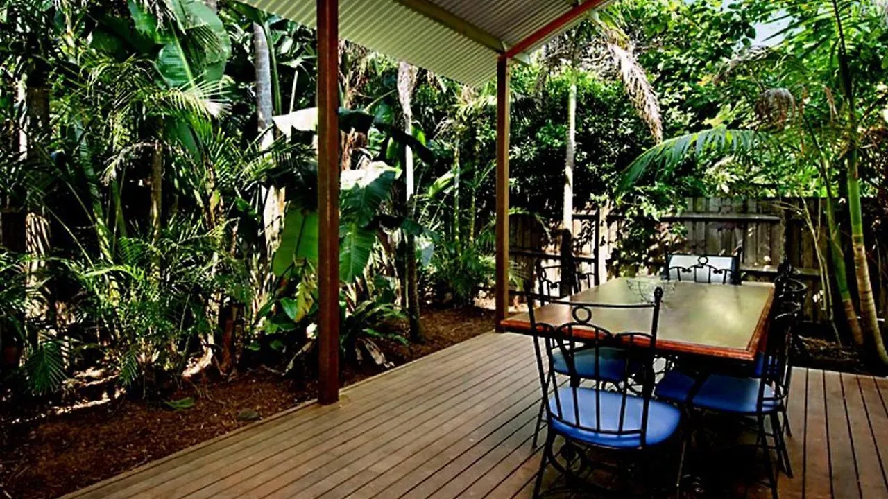 Byron Bay Accom 2B Manfred St - The Wave House Apartment